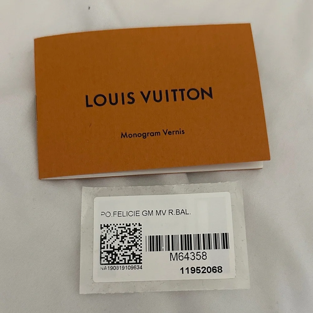 Louis Vuitton Light Pink Crossbody Bag - Picture 7 of 7